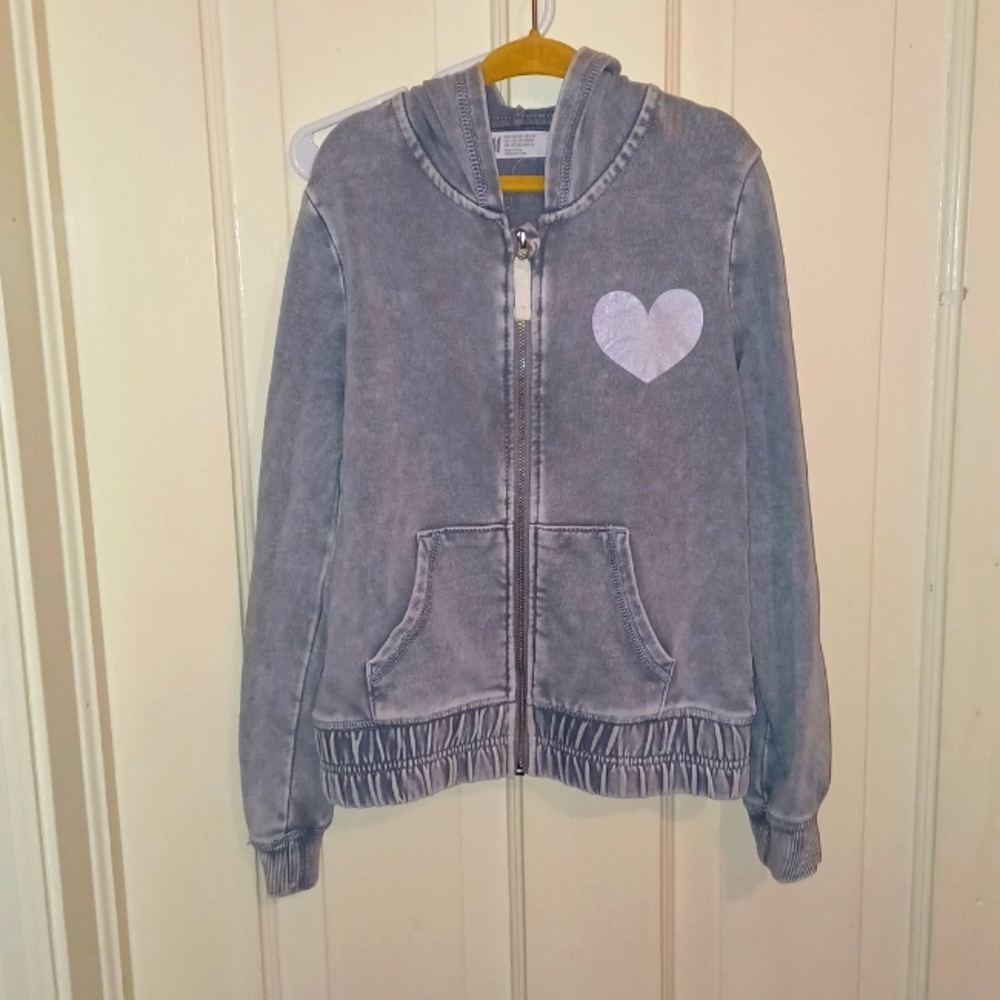 H&M zip up hoodie size 6-8 years